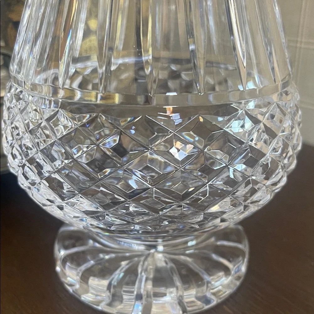 Elegant Crystal Decanter